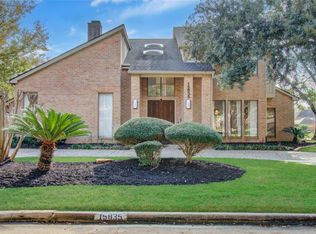 15835 N Barkers Landing Rd, Houston, TX 77079