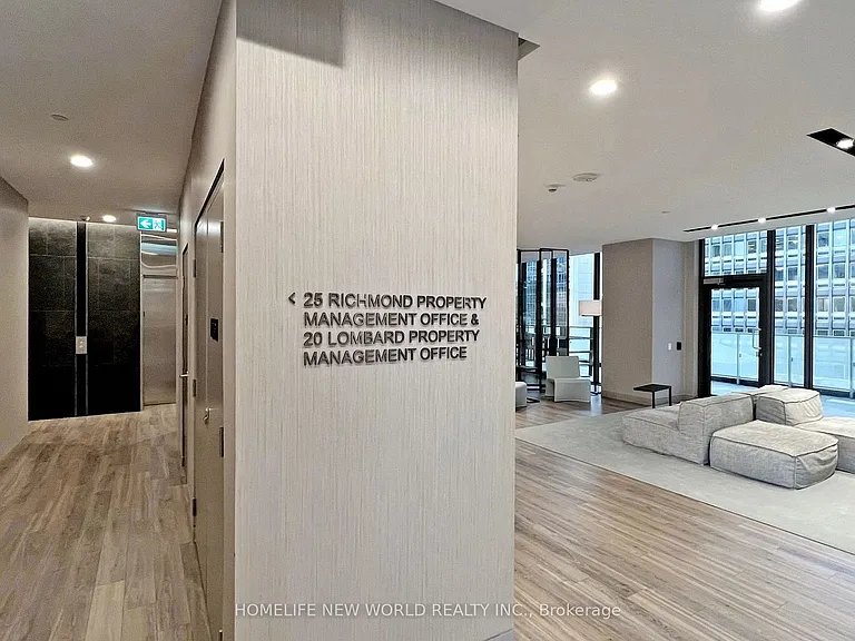 25 Richmond St E #320 — Photo 25