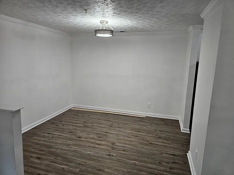 3235 Fairington Dr #3235 — Photo 4