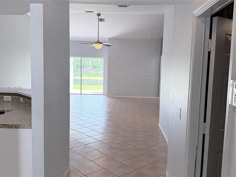 2020 Andromeda Ln — Photo 9