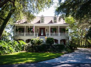 303 Long Point Cir, Saint Marys, GA 31558