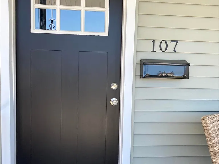 107 N Newark Ave — Photo 12