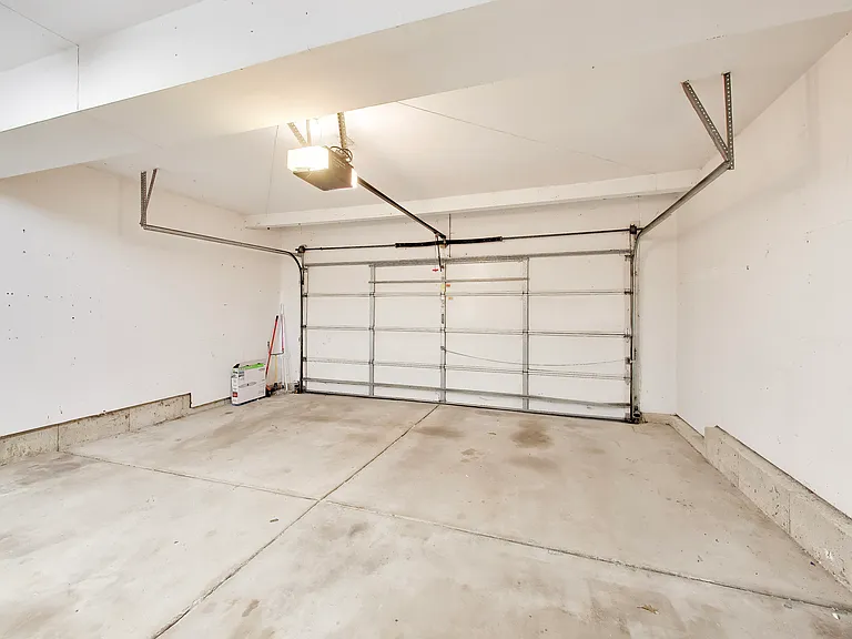 312 E Tall Oaks Ln — Photo 29