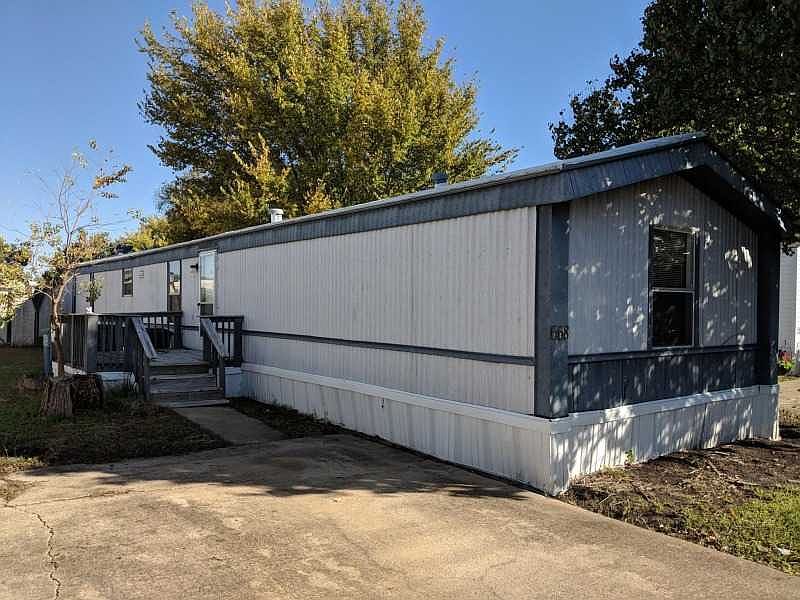 1st image of 668 Jock Ln