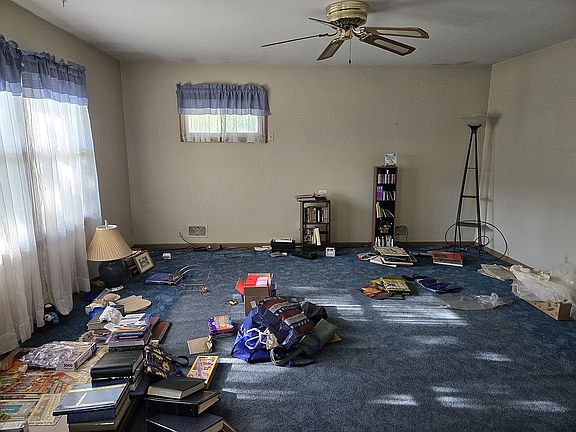 5th image of 8805 Evanston Ave