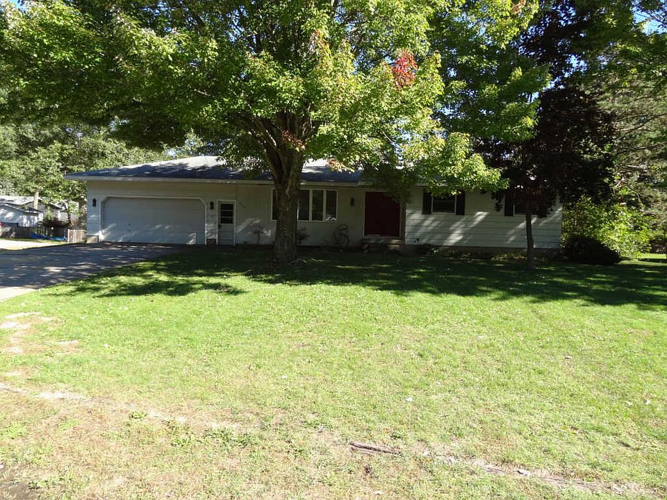 1st image of 3956 Woodlawn St