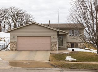 779 50th Ave NW, Rochester, MN 55901