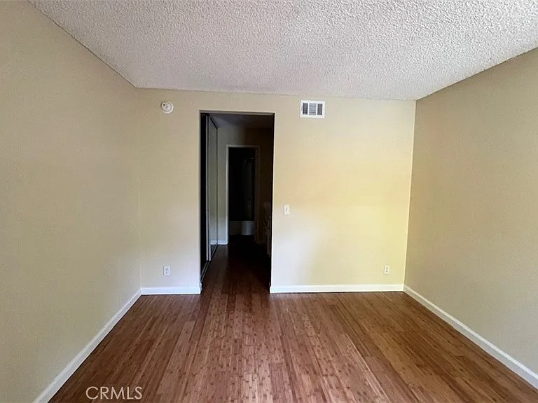 15425 Sherman Way #101 — Photo 10