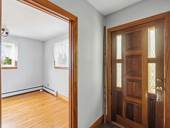 4th image of 1637 Torbrook Rd