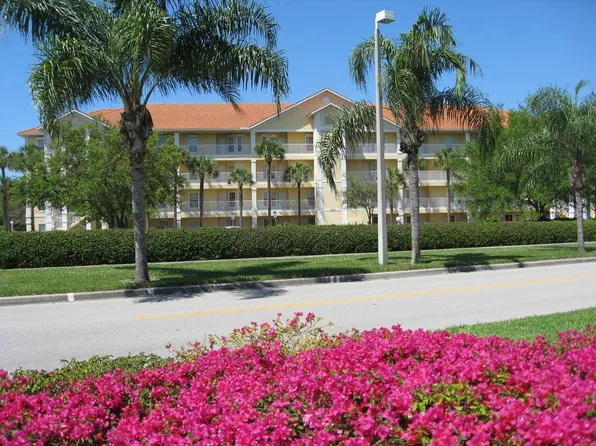 9175 Celeste Dr Unit 407, Naples, FL 34113