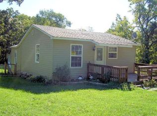 700 Davis St, Cabool, MO 65689