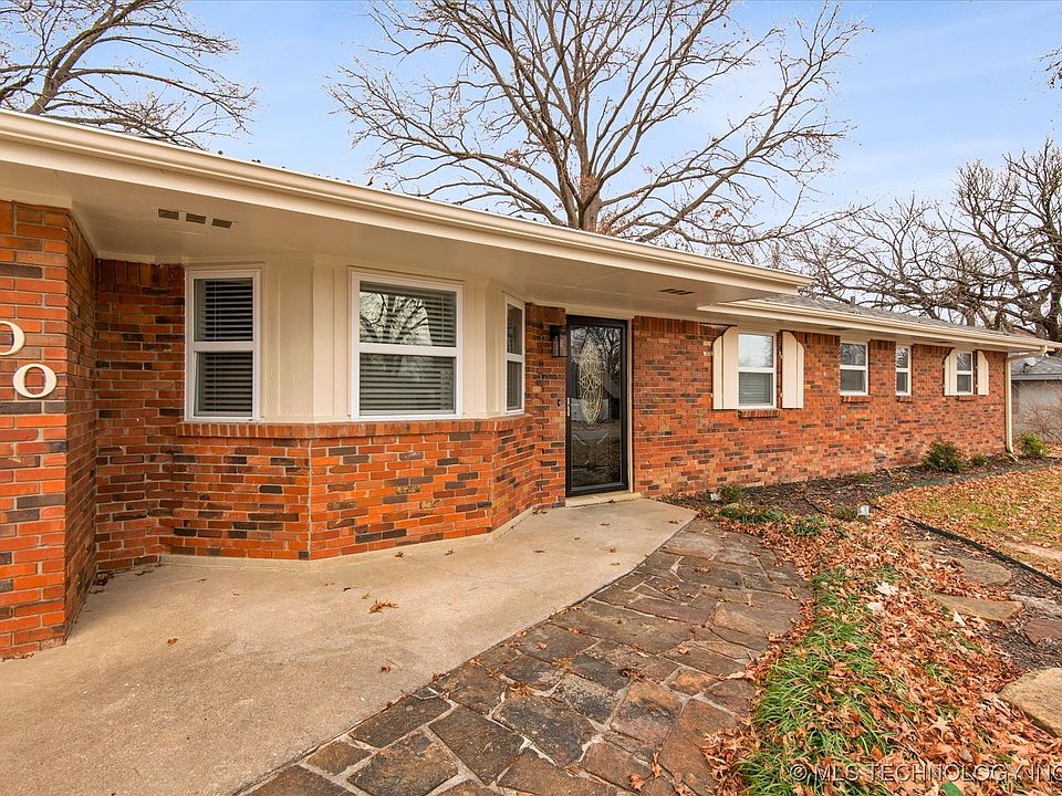 2nd image of 3600 Velma Dr