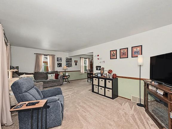 3rd image of 3125 91st STREET