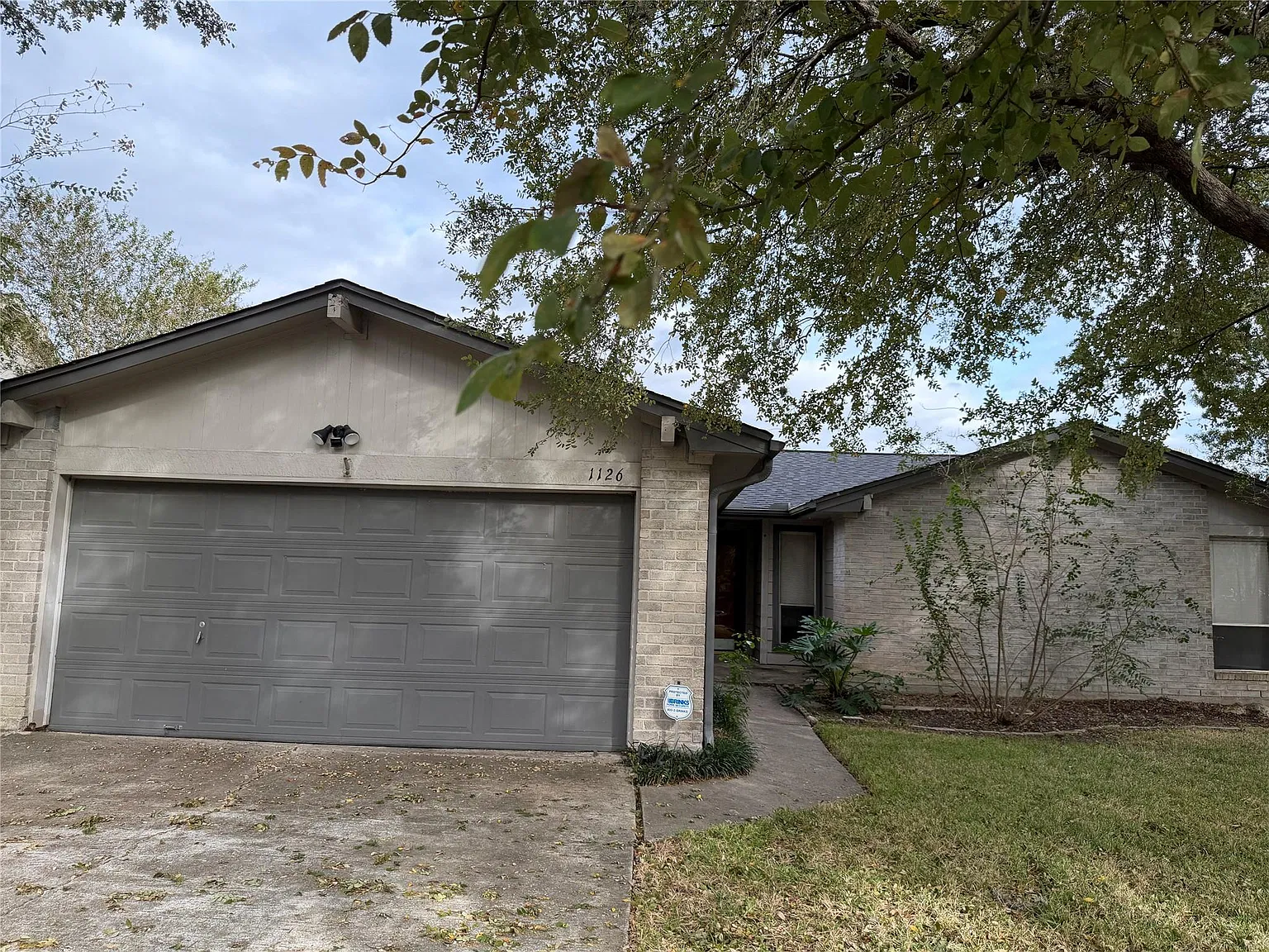 3 bed, 2.0 bath, 1508 sqft, $1,700 — Photo 1