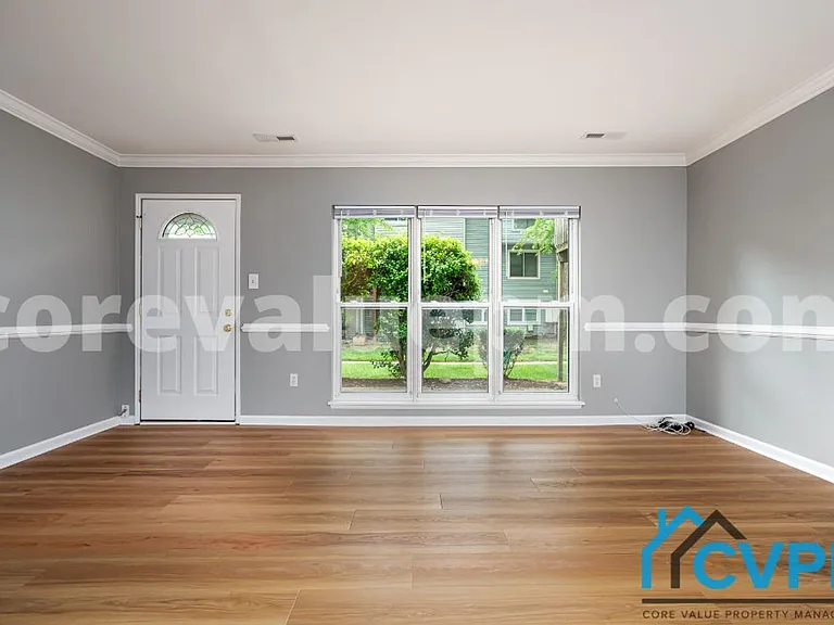 1617 Riedel Rd — Photo 9