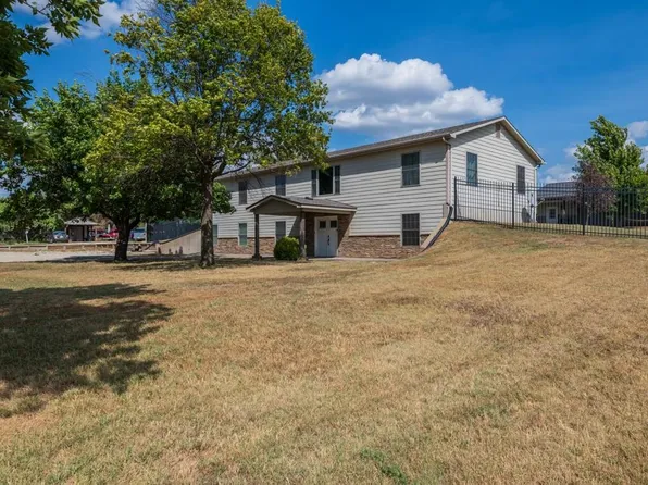 11967 SW 99th St, Augusta, KS 67010