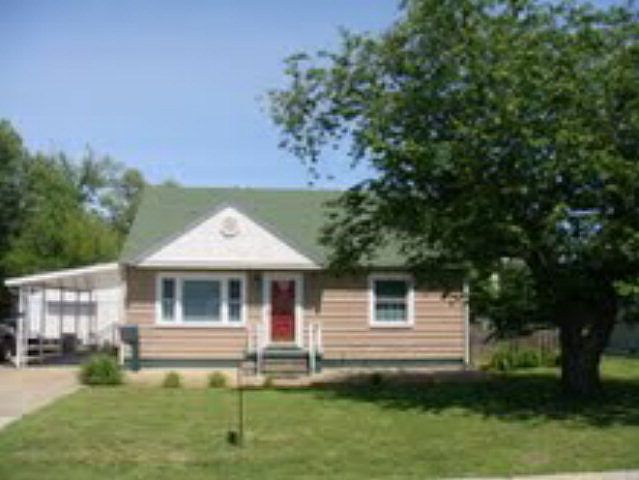 1st image of 2617 Griffith Ave