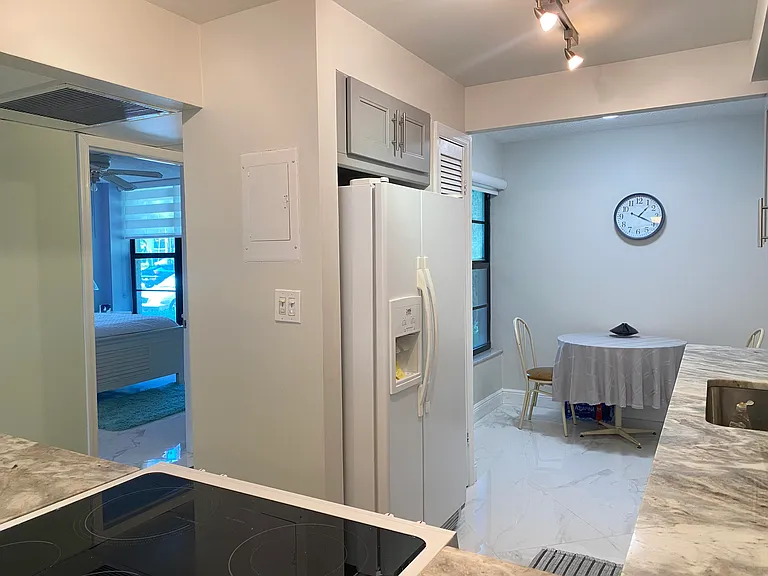 2 Royal Palm Way #101 — Photo 19