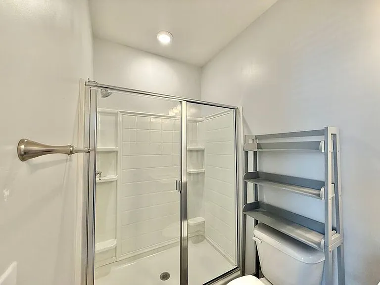 88 Liam St — Photo 15