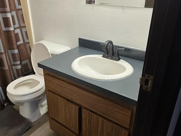 Unit Photo