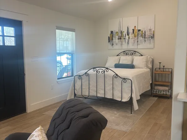 18014 Scenic Loop Rd #A, Helotes, TX 78023