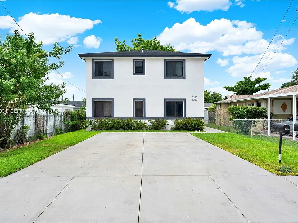 5220 NW 24th Ave #5220