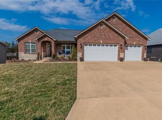 10569 Victoria Falls Dr, Festus, MO 63028