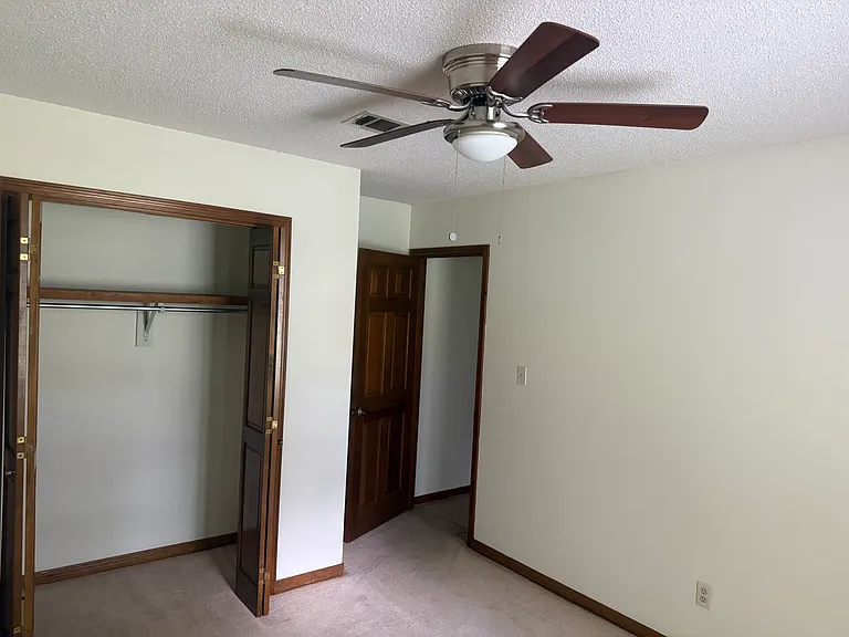 9805 Huntsman Path — Photo 8