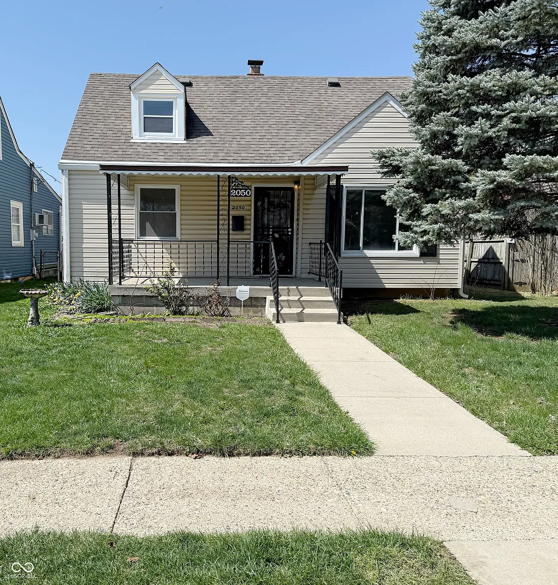 2050 Winton Ave photo 1