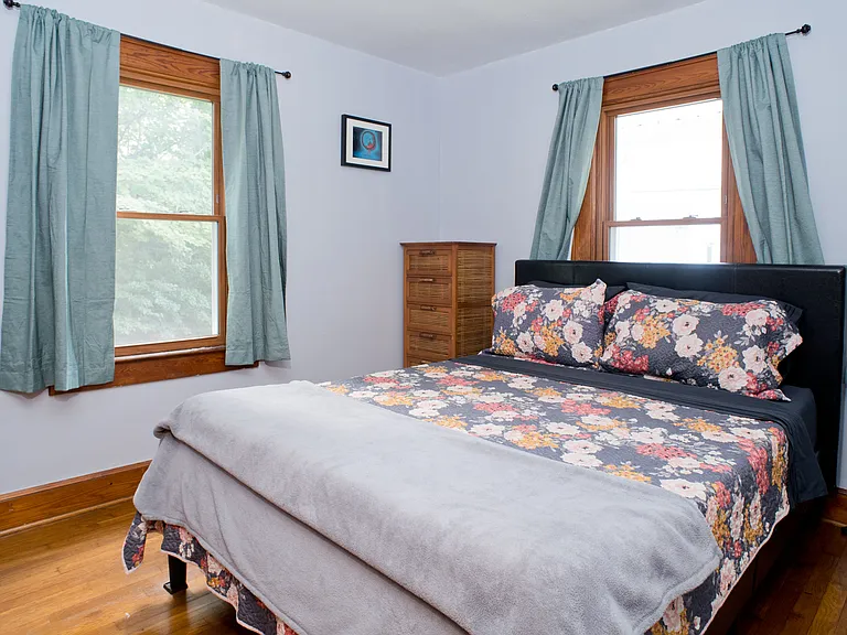 261 Fairview Rd — Photo 11