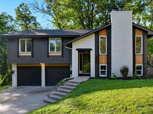 809 Hawthorne Ct, Council Bluffs, IA 51503