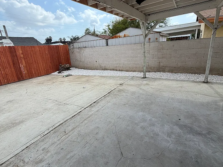 1300 E 108th St #1302 — Photo 18
