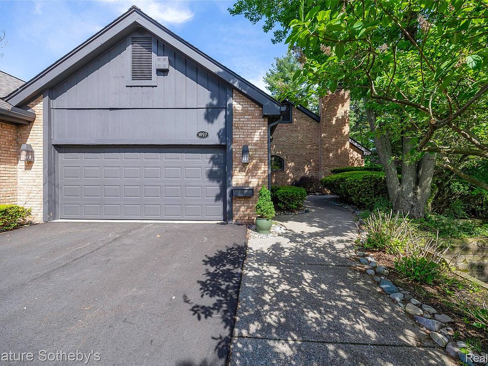1st image of 1897 Pine Ridge Ln #12