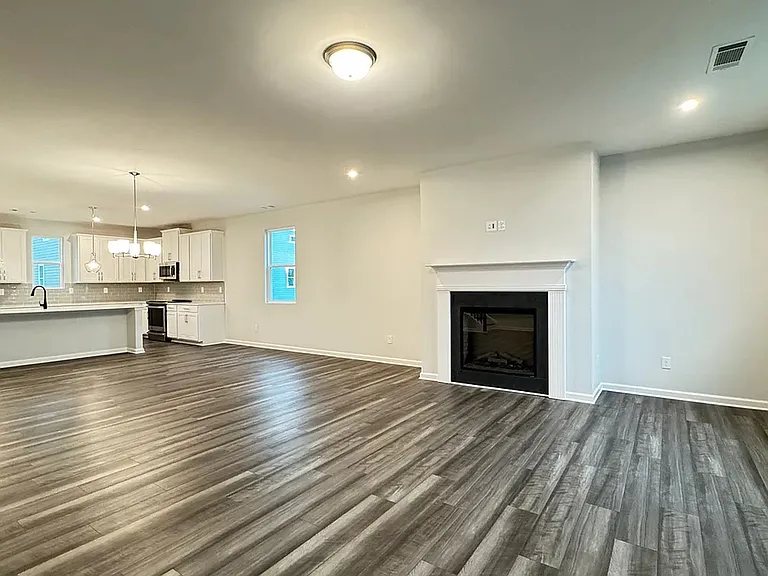 2711 Stream Valley Ln NW — Photo 2