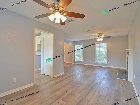 4th image of 22803 Braken Manor Ln #1