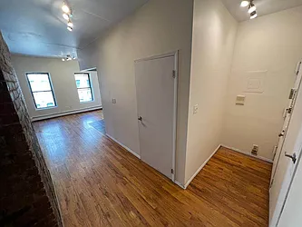 Rented by Best Apartments North Inc