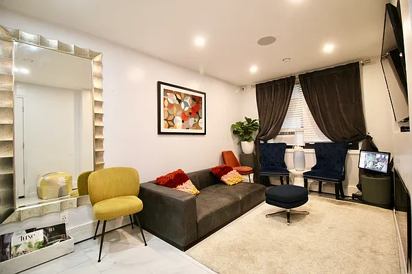 Rented by Hagstrom Management Inc | media 26