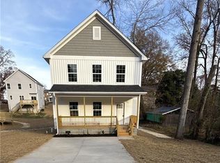 506 Greenwood Dr, High Point, NC 27262