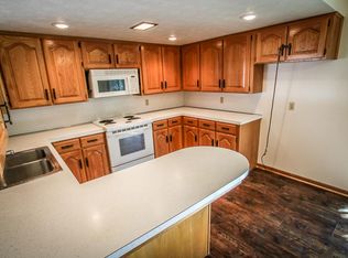 806 W Woodridge St, Springfield, MO 65803