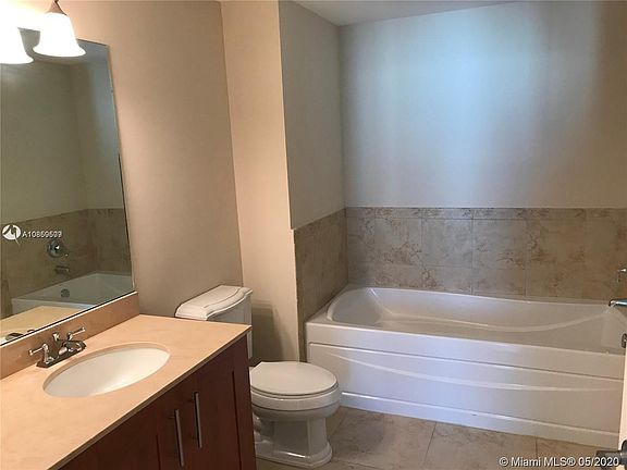 4th image of 1300 Ponce De Leon Blvd APT 600