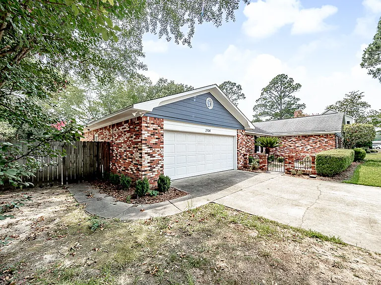 2704 Powhatan Dr — Photo 7