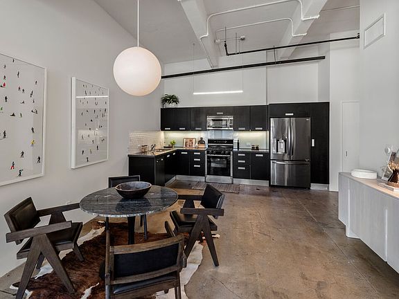 5th image of 738 S Los Angeles St APT 701