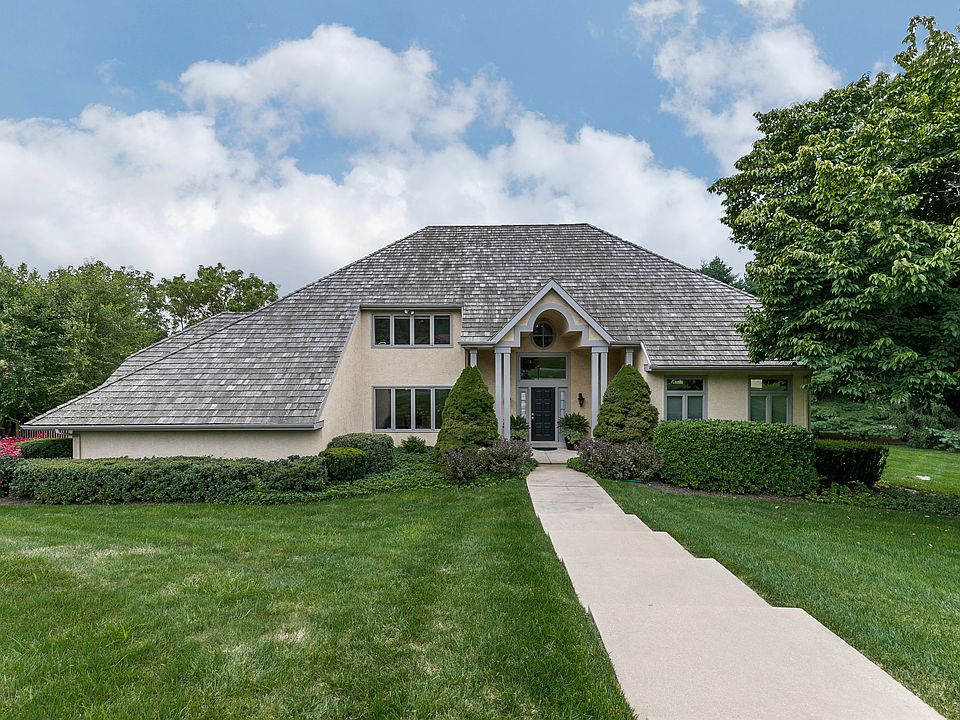 1109 Clover Hill Drive