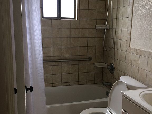 4th image of 383 Park Ave