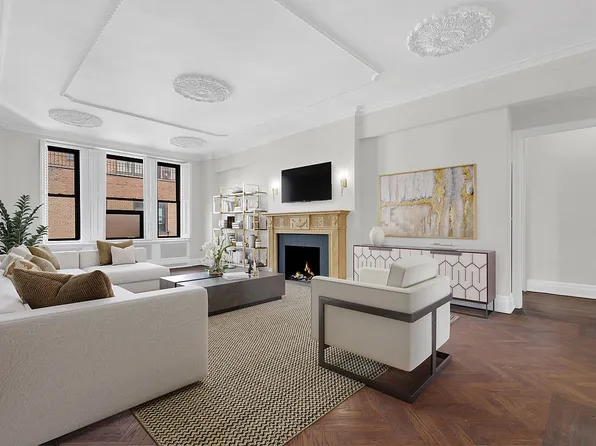 480 Park Ave #20D, New York, NY 10022