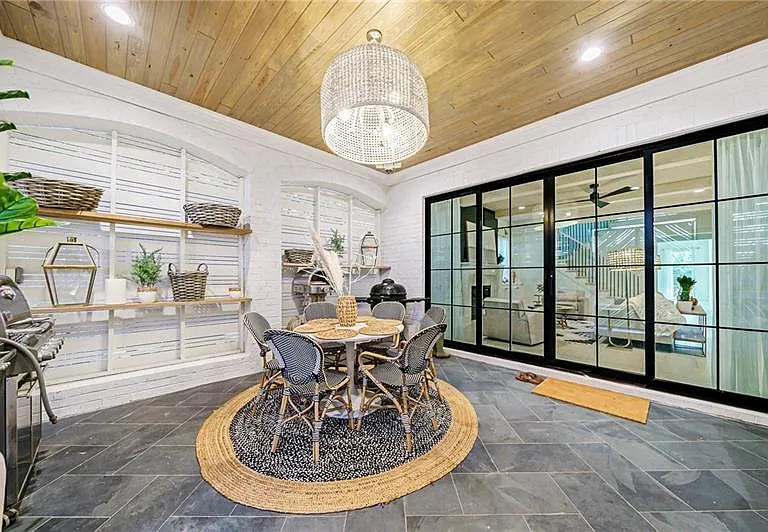 538 Park Dr NE — Photo 24