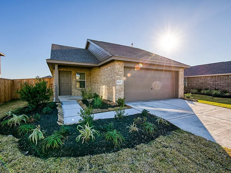 14418 Woodcott Warren Way — Photo 1