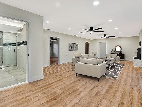 3rd image of 55 Brooks Dr