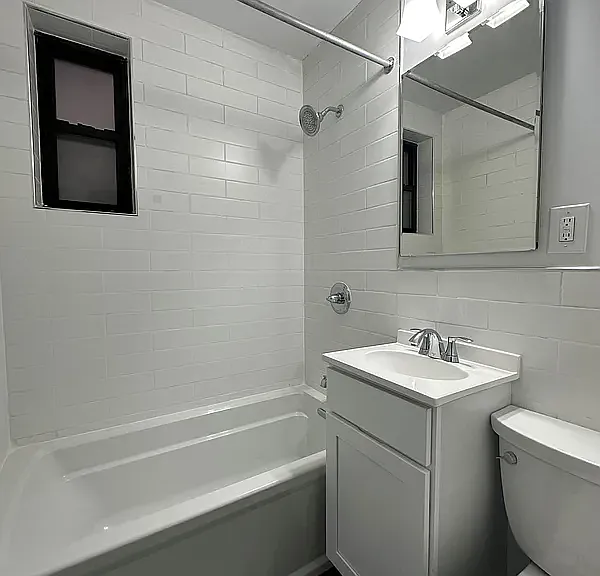 73 Thompson St #5D — Photo 4