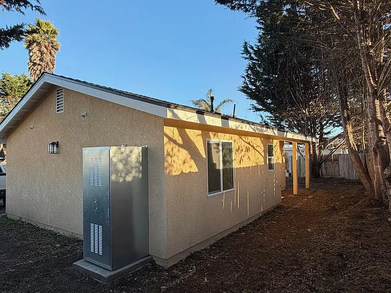 267 Camp Ln — Photo 2